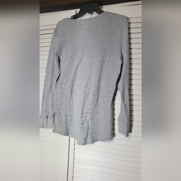 Disney Mickey and Minnie Hugs and Kisses Thermal LS Ladies XL - Picture 2 of 6